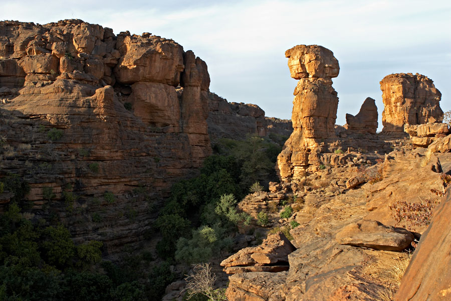 69   Lanscape near Begnimato